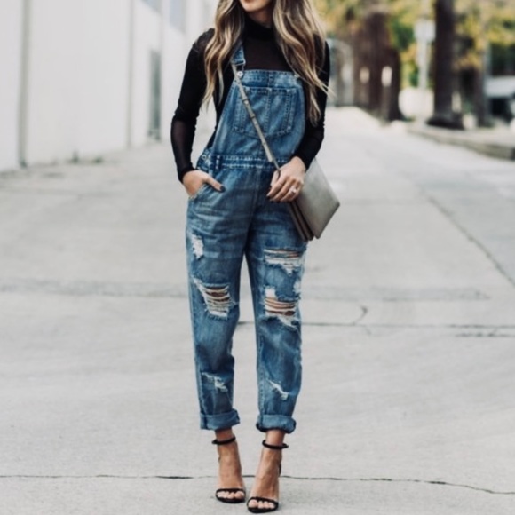 Love Culture Denim - Love Culture Distressed Denim Bib Overalls Women’s Small Light Wash Relaxed NWT